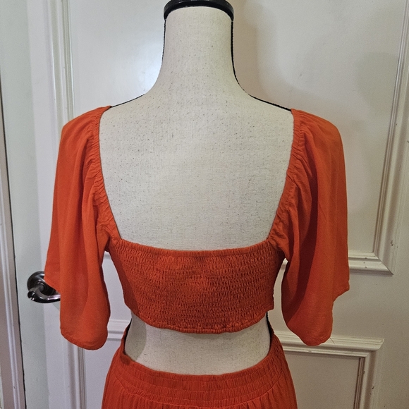 LEANI Orange Short Sleeve Crossover Waist, Tiered Maxi Dress w/Cut-Out,Large - Picture 8 of 16